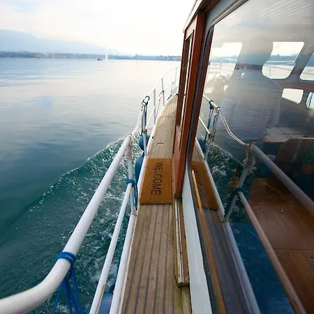 Homeboat-maison Flottante Genf