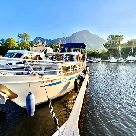 Homeboat-maison Flottante 4*